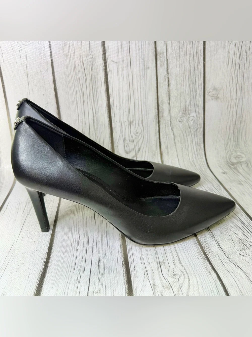 PRE LOVED Size 11 Women’s Michael Kors Black Pumps Heels